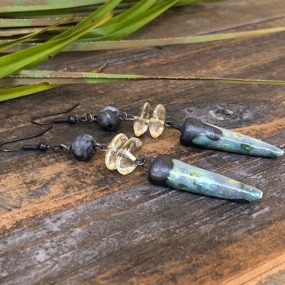 Ceramic Lemon Quartz Earrings - Picture 3 of 7